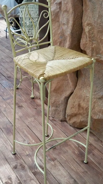 Mobilier și decorațiuni din fier forjat — realizare Felssysteme